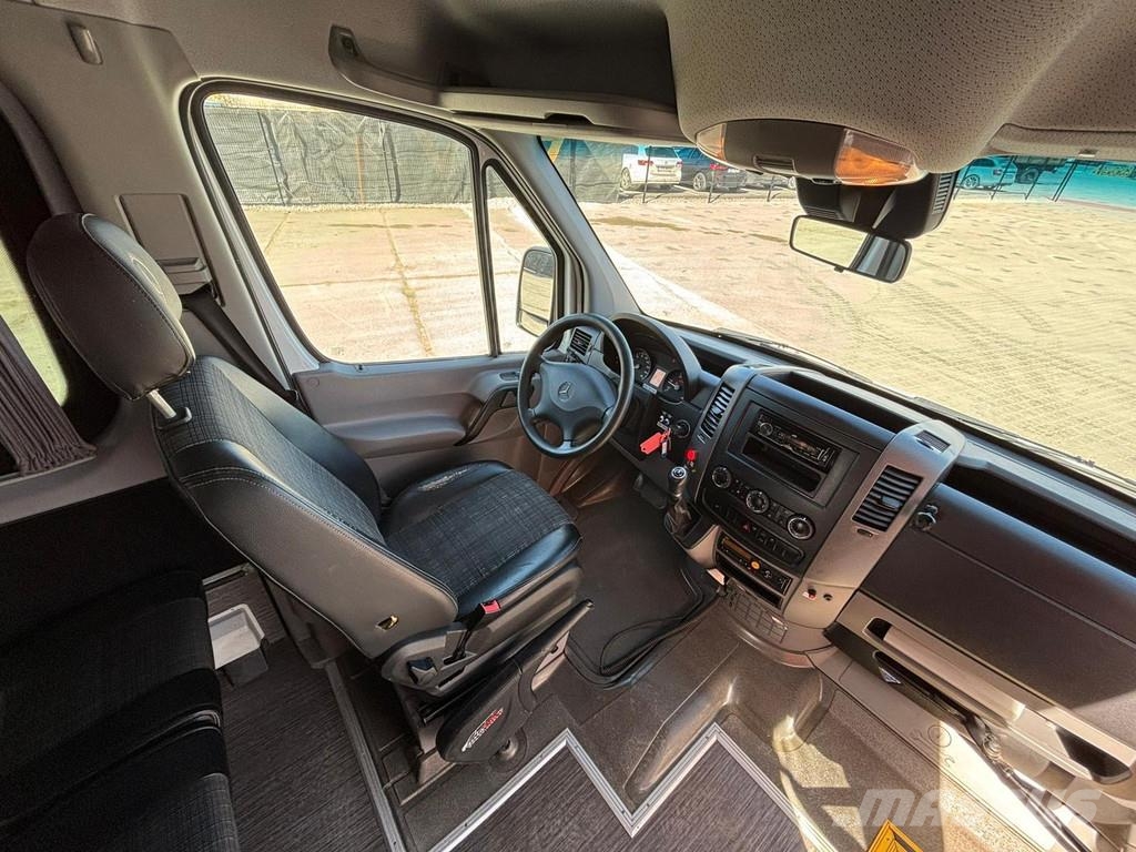 Mercedes-Benz Sprinter 516 CDI 22 SEATS / AC Minibuses