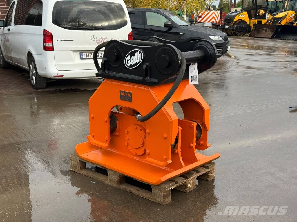 NPK 20-40 Compaction Plate Vibratorer