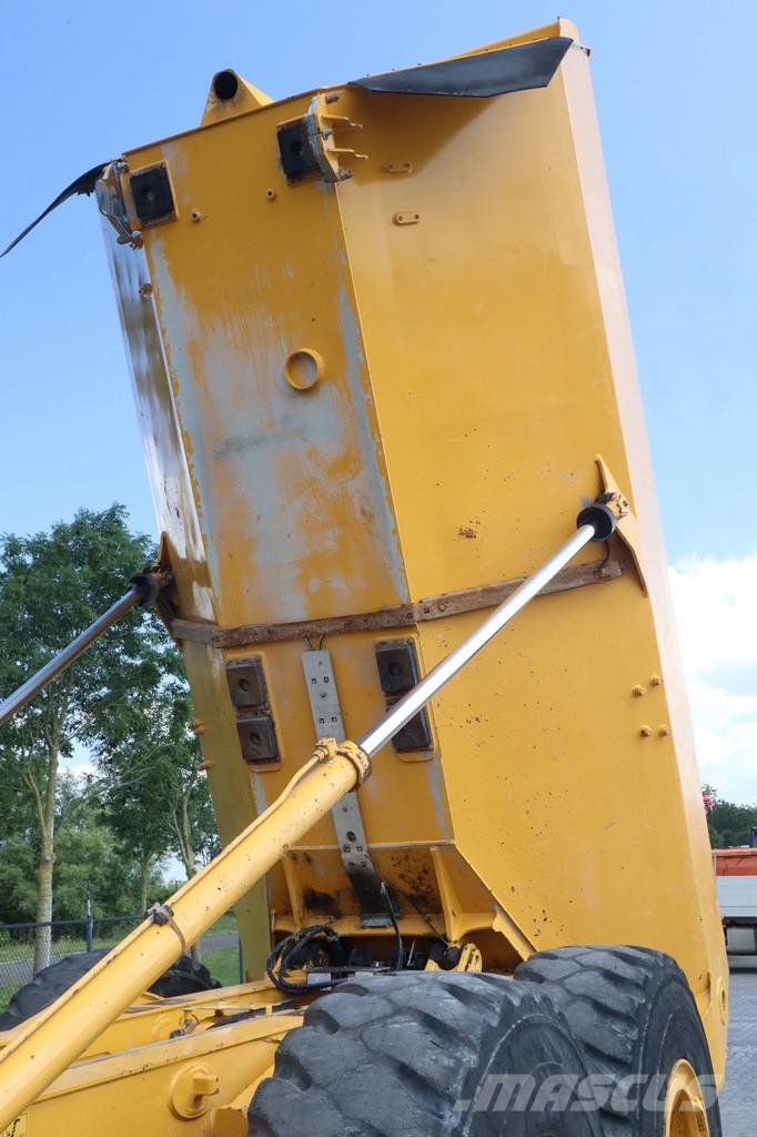 Bell B25E | LOW HOURS | GOOD CONDITION | CE & EPA Σπαστό Dump Truck ADT