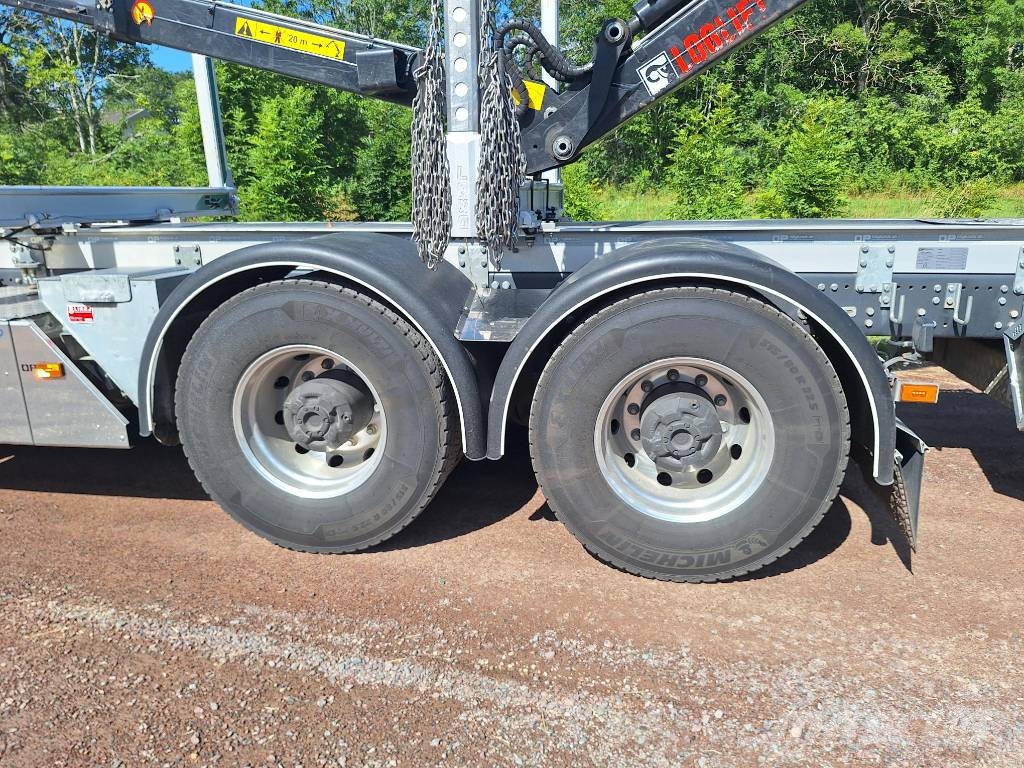 Scania R590 LB6x4 Transportes de madera