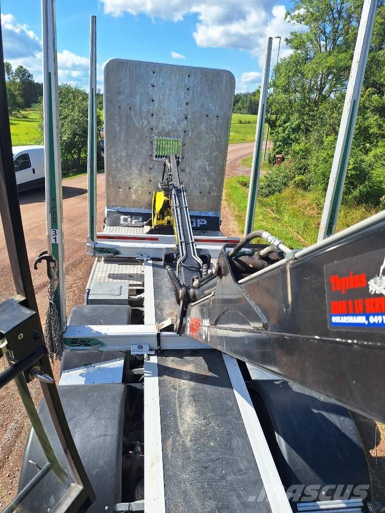 Scania R590 LB6x4 Transportes de madera