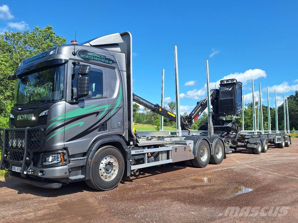 Scania R590 LB6x4 Transportes de madera