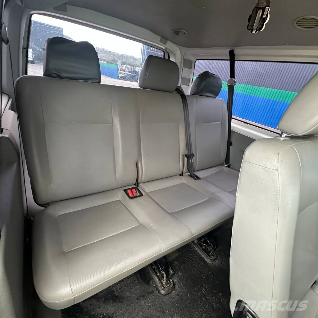 Volkswagen T5 Lang / 2.0 TDI 4Motion (4x4) / 8+1 Sitzplätze / Cars