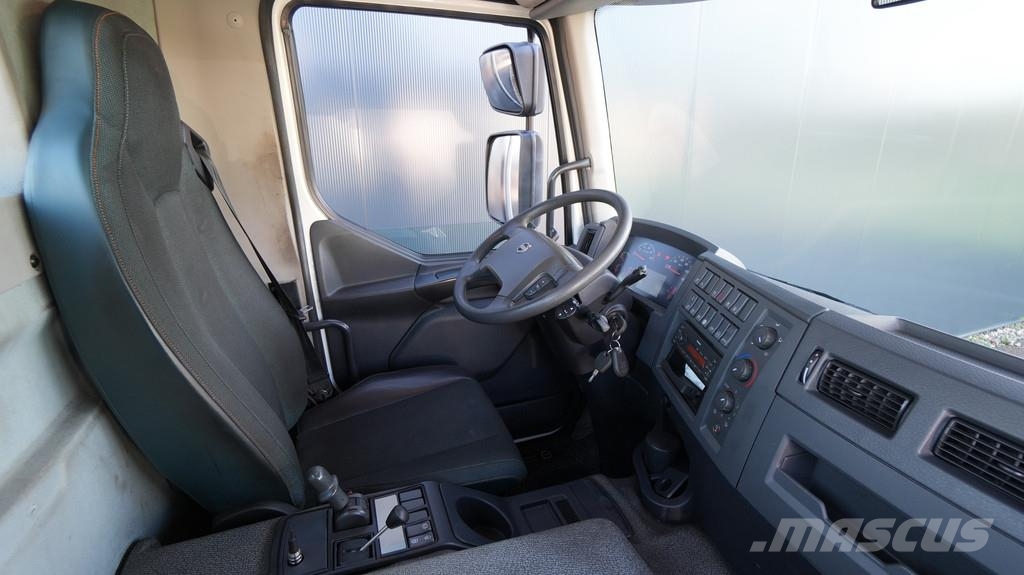 Volvo FL260 DAYCABIN TERMINAL TRACTOR LIKE NEW 47.000KM! Vetopöytäautot