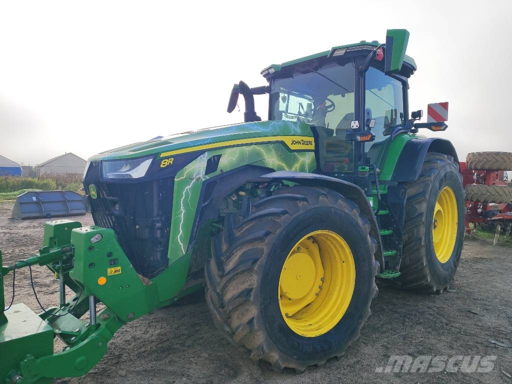 John Deere 8R410 Traktori