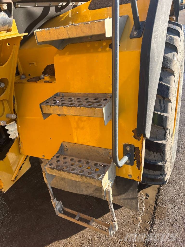 Bell B 20 E Dumper - Knickgelenk