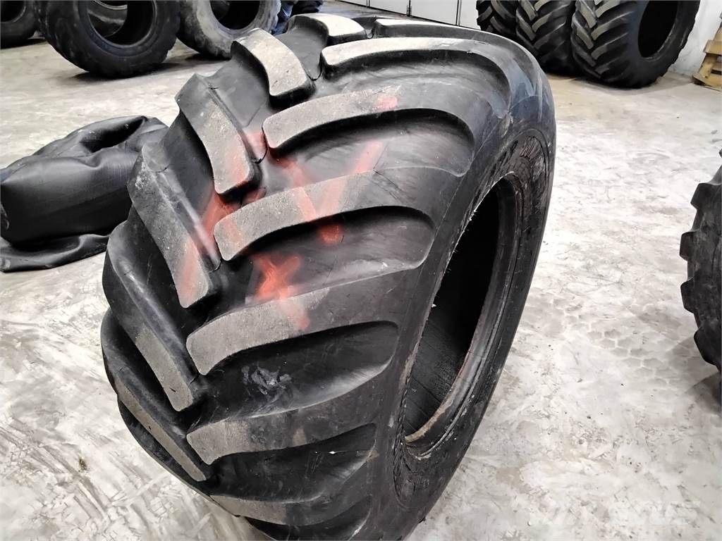 Trelleborg T428 750/45x30,5 Used/Beg Tyres, wheels and rims