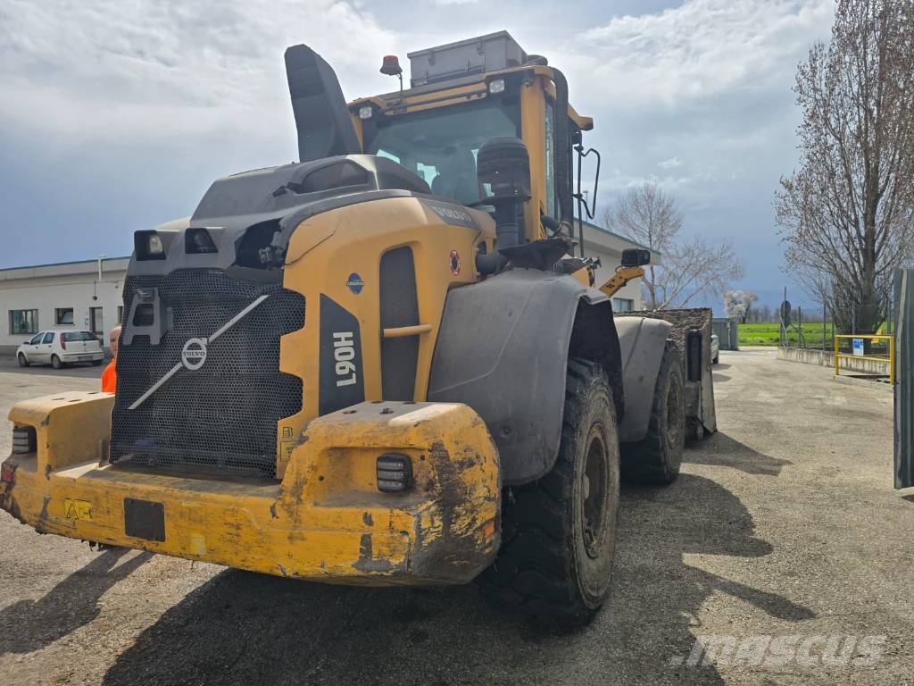 Volvo L 90 H Chargeuse sur pneus