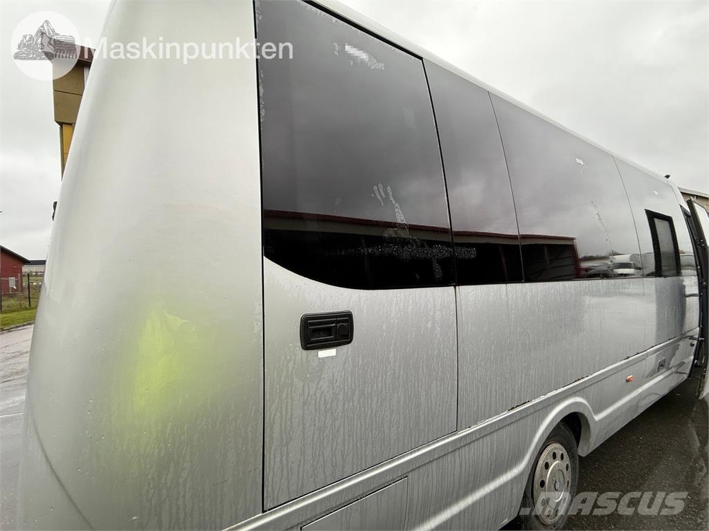 Iveco First Koolibussid