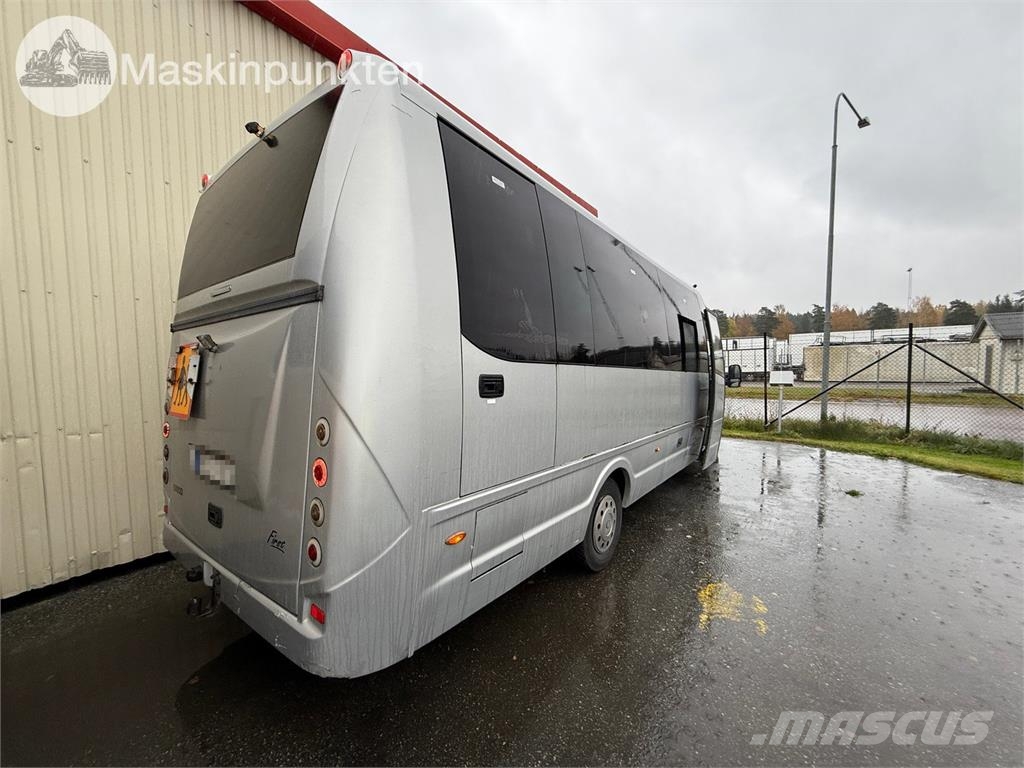 Iveco First Koolibussid