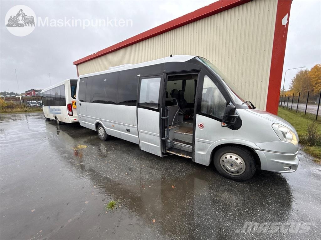 Iveco First Koolibussid