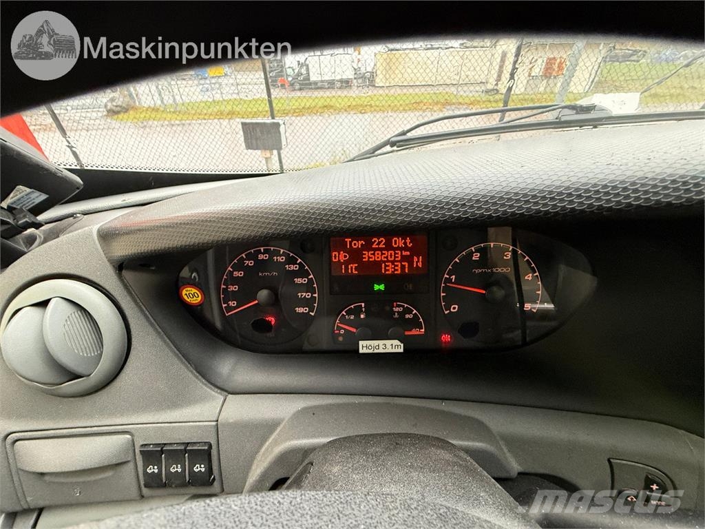 Iveco First Koolibussid