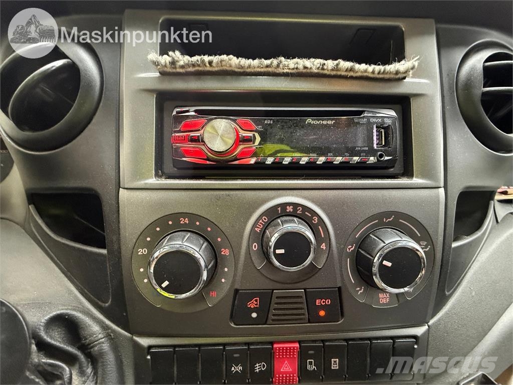 Iveco First Koolibussid