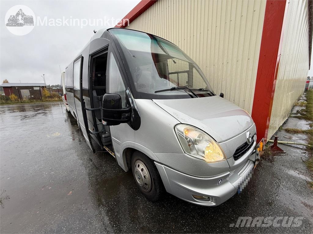 Iveco First Koolibussid