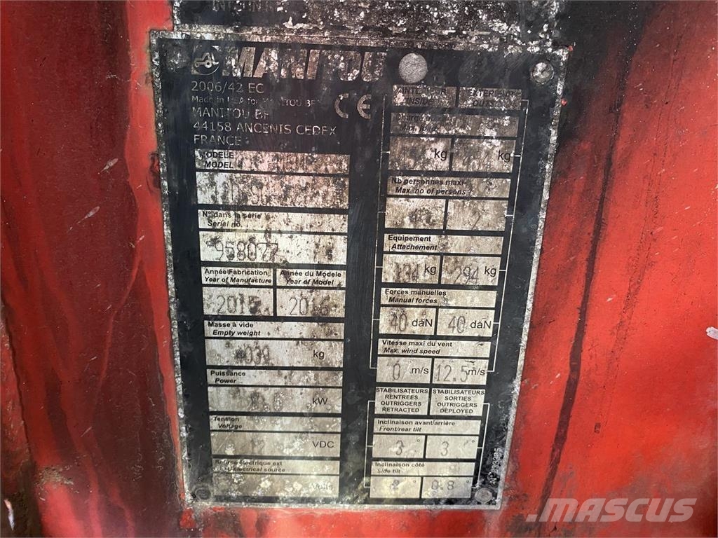 Manitou 120SC Scissor lifts