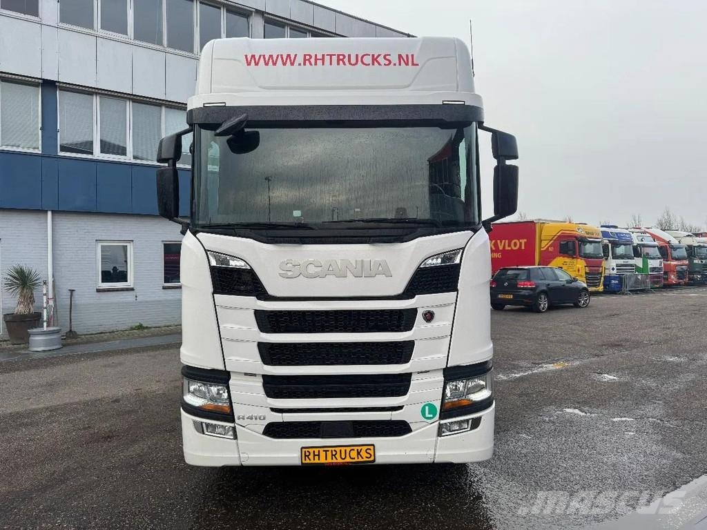 Scania R410 NGS 4X2 EURO 6 BDF CHASSIS RETARDER ROCKINGER Camiones con gancho
