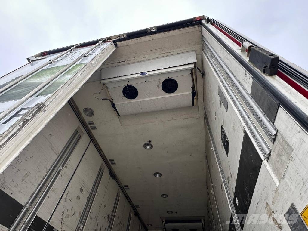 Scania R560 6X2 Seria 1288 Temperature controlled trucks