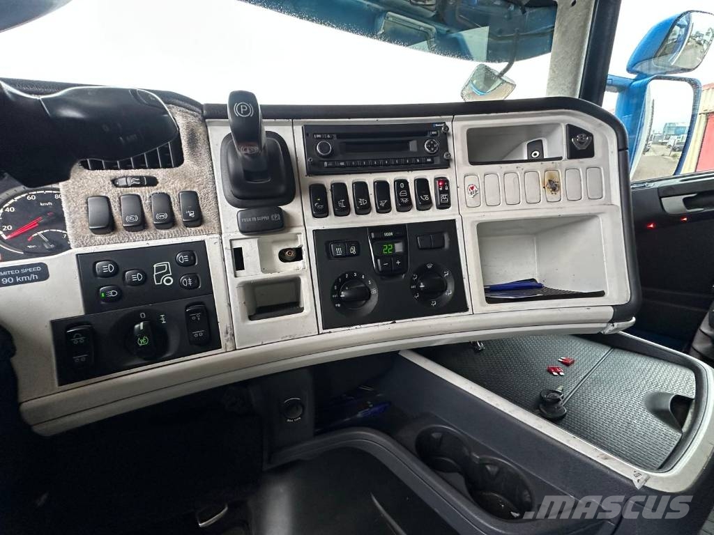 Scania R560 6X2 Seria 1288 Temperature controlled trucks