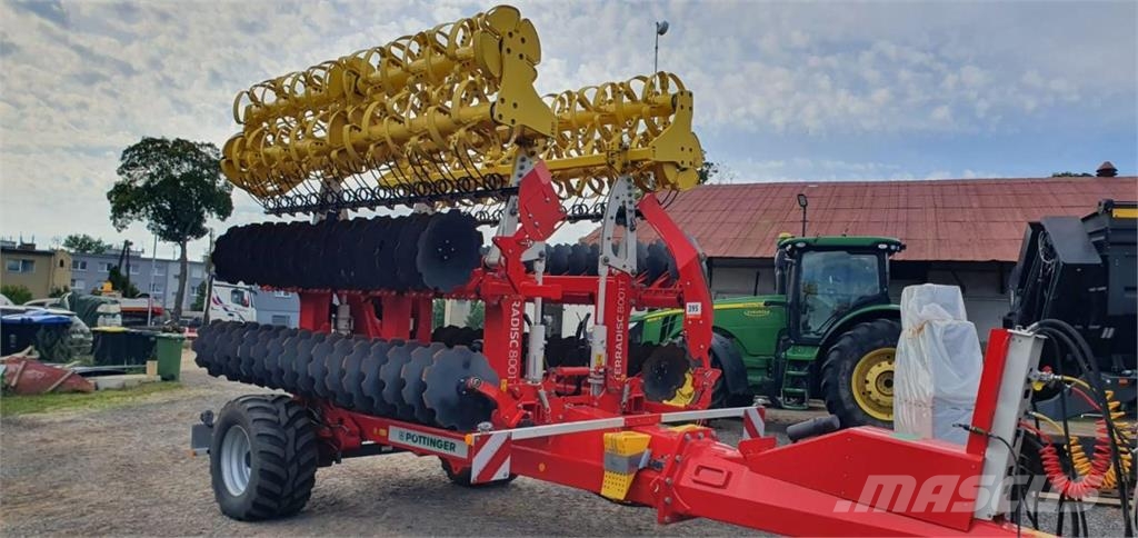 Pöttinger Terradisc 8001T neuwertig Kolutne brane