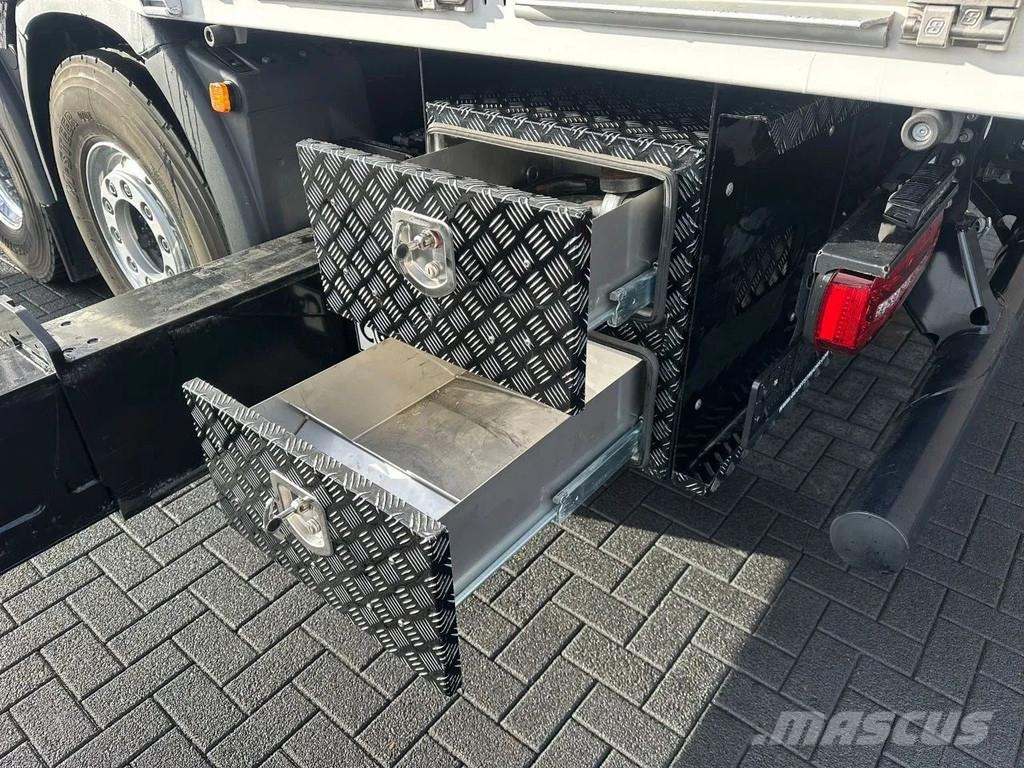 MAN TGS 35.520 OPEN LAADBAK MET EFFER iQ.1400 HP-9 KRA Автокранове
