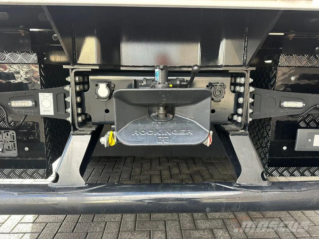 MAN TGS 35.520 OPEN LAADBAK MET EFFER iQ.1400 HP-9 KRA Автокранове