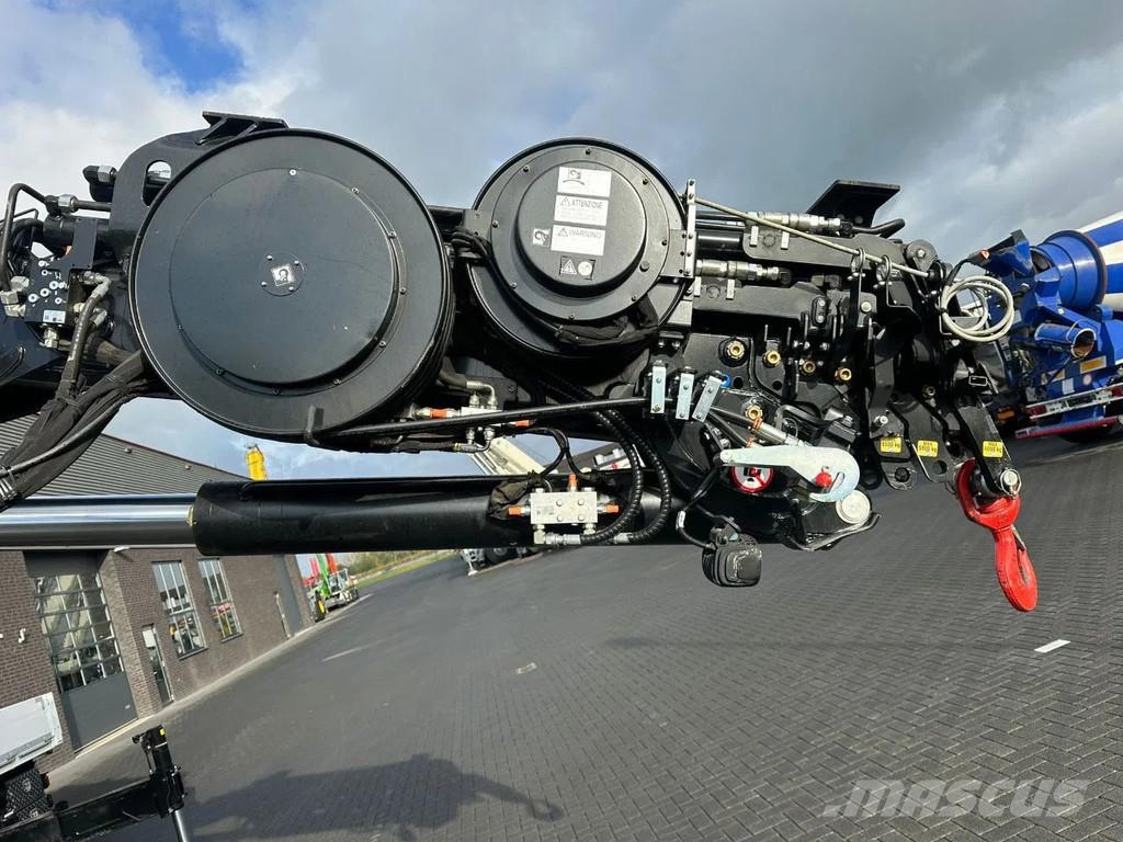 MAN TGS 35.520 OPEN LAADBAK MET EFFER iQ.1400 HP-9 KRA Автокранове