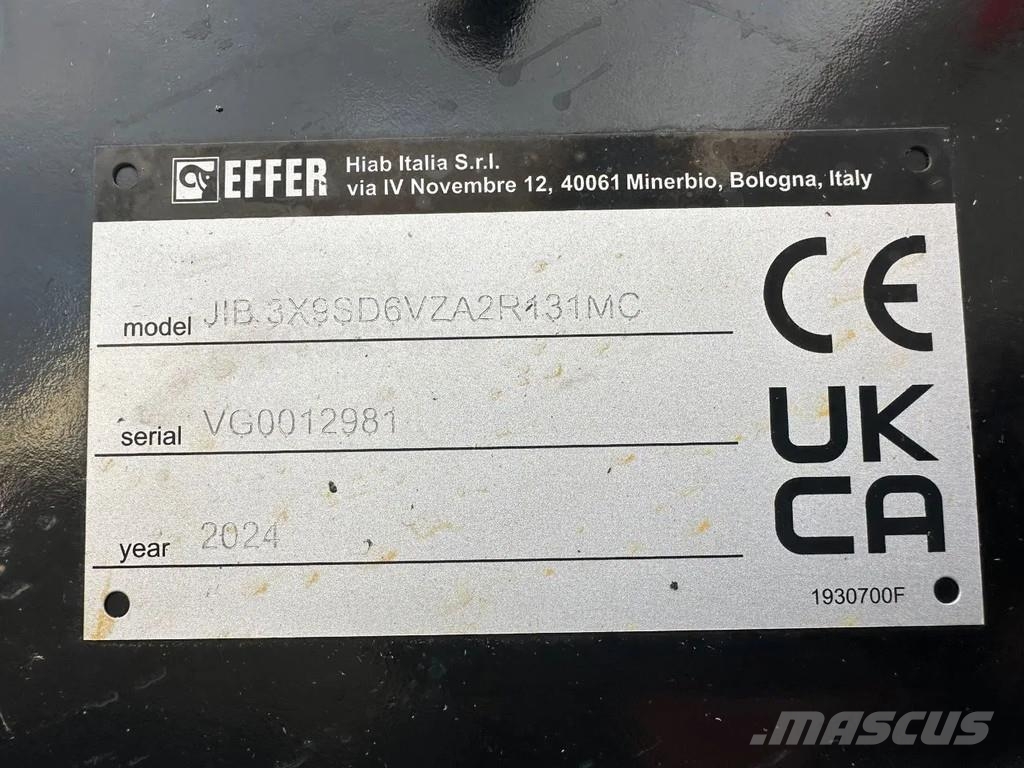 MAN TGS 35.520 OPEN LAADBAK MET EFFER iQ.1400 HP-9 KRA Автокранове