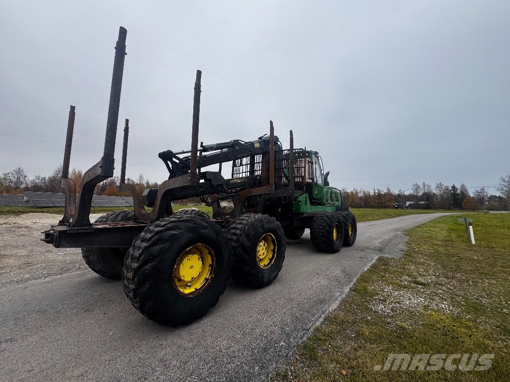 John Deere 1910 G Forwarders