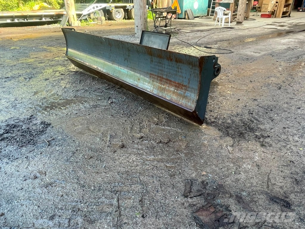 Doosan DX 255 LC Schuifblad Rupskraan Леміші