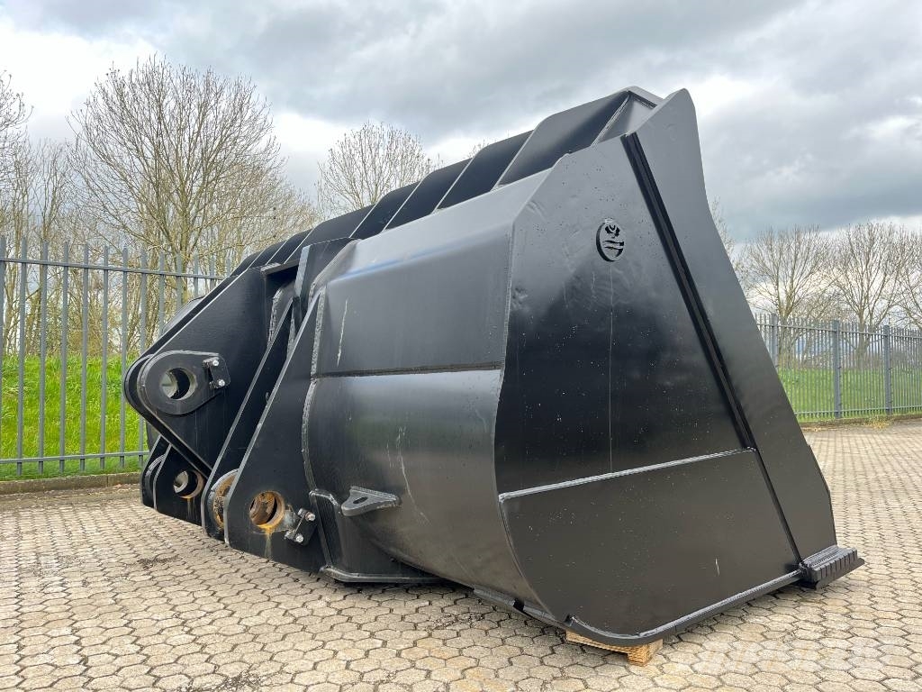 CAT 988K Heavy Duty bucket Hardox 500 made in Sweden Buckets