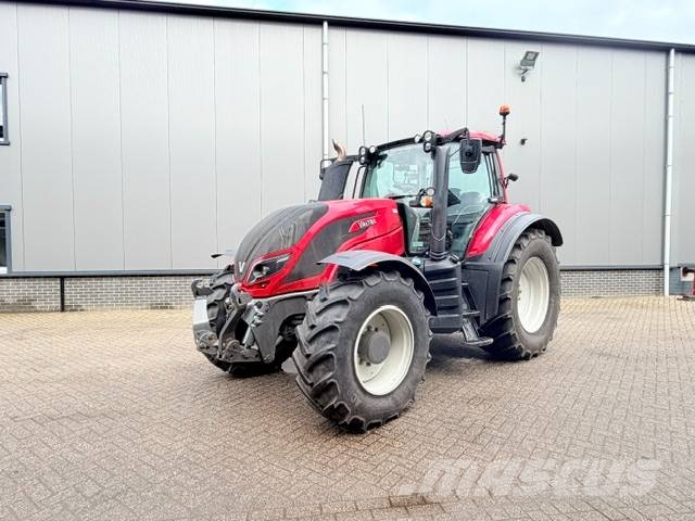 Valtra T144 Hitech, 2018, 3.495 uur! Tractores