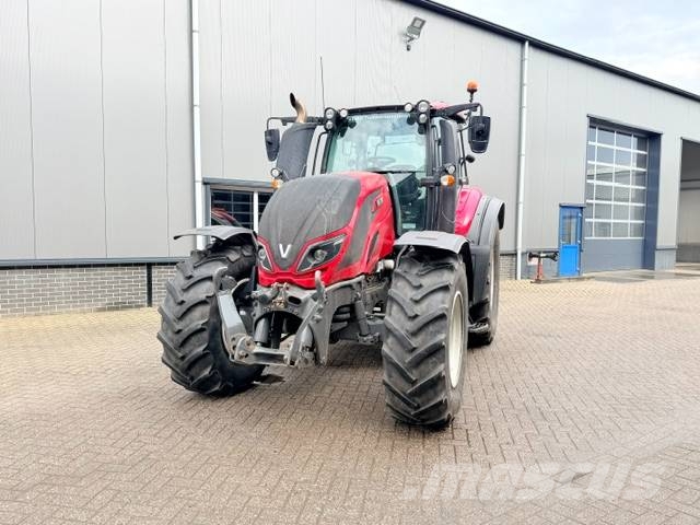Valtra T144 Hitech, 2018, 3.495 uur! Tractores