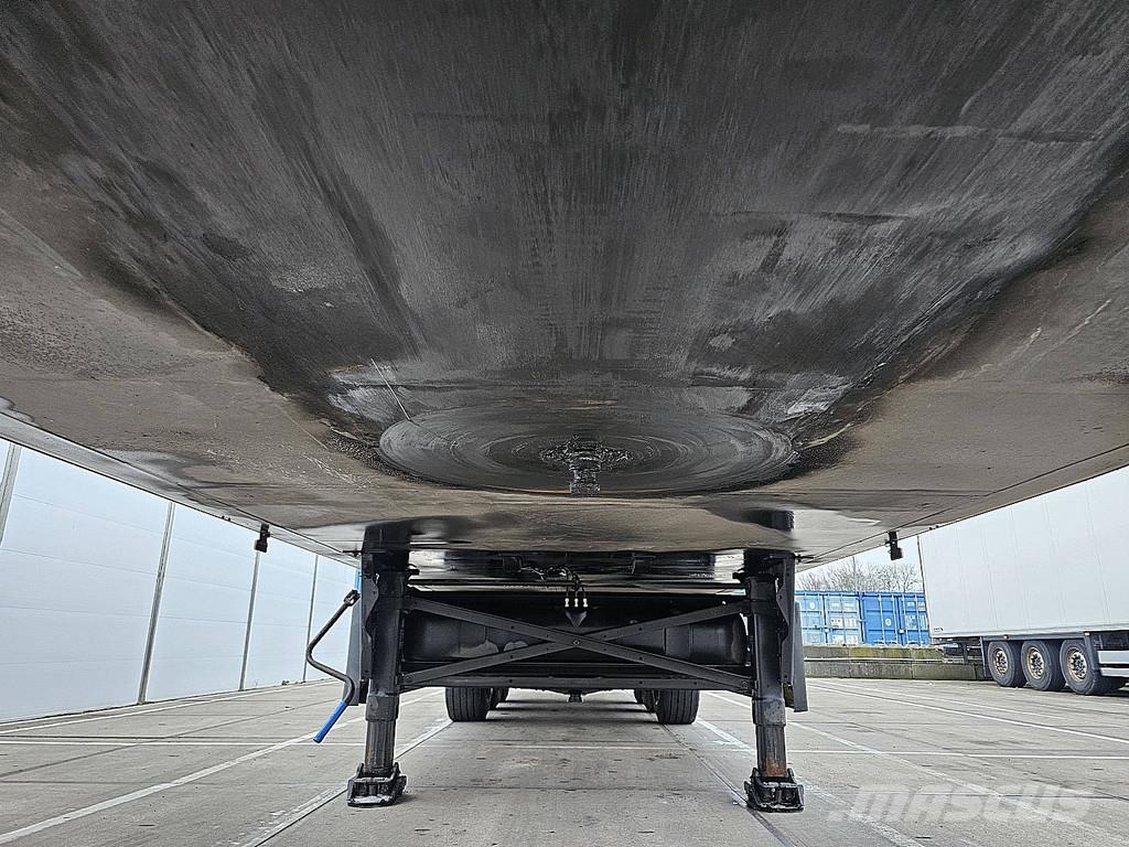 Schmitz Cargobull SKO 24/L-13.4 FP Semi remorque frigorifique