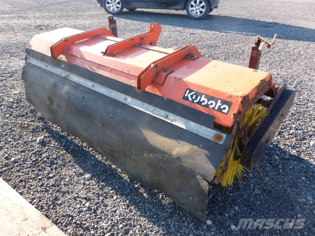 Kova LH1511WA BROOM ATTACHMENT Otros accesorios para tractores