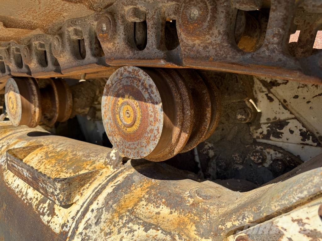 CAT 963D - Ripper / Airco / CE Certified Rupsladers