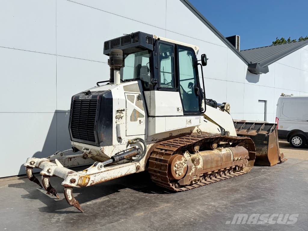 CAT 963D - Ripper / Airco / CE Certified Rupsladers
