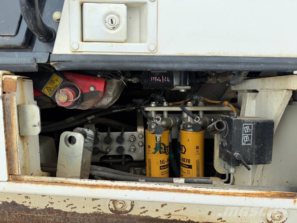 CAT 963D - Ripper / Airco / CE Certified Rupsladers