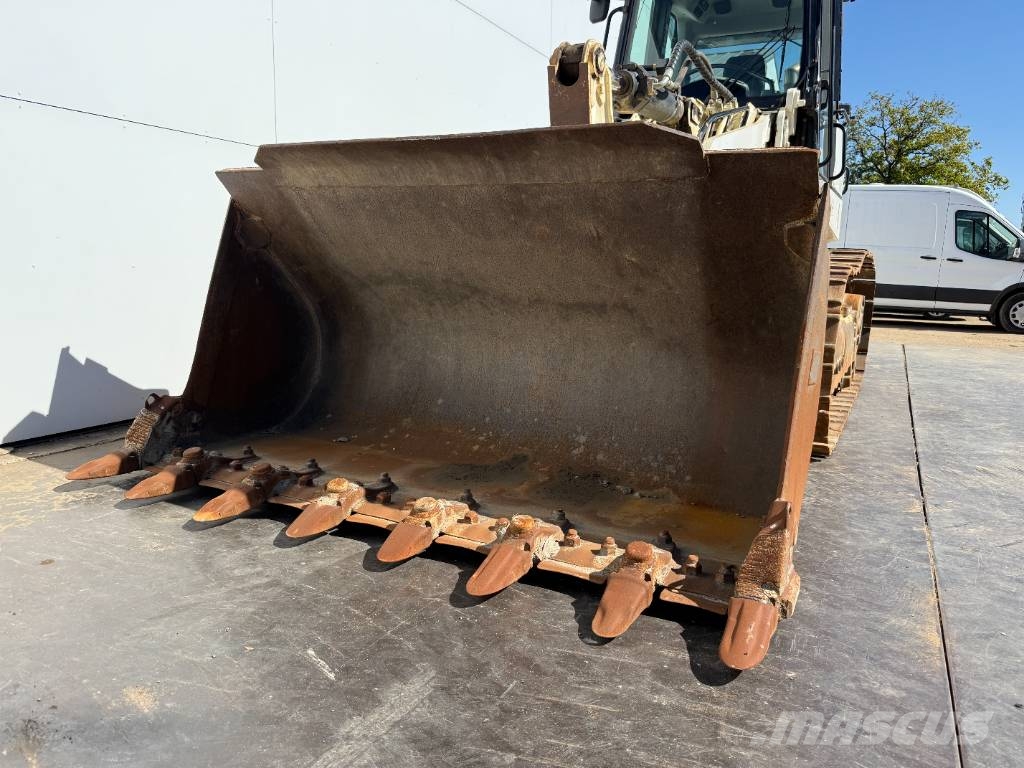 CAT 963D - Ripper / Airco / CE Certified Rupsladers