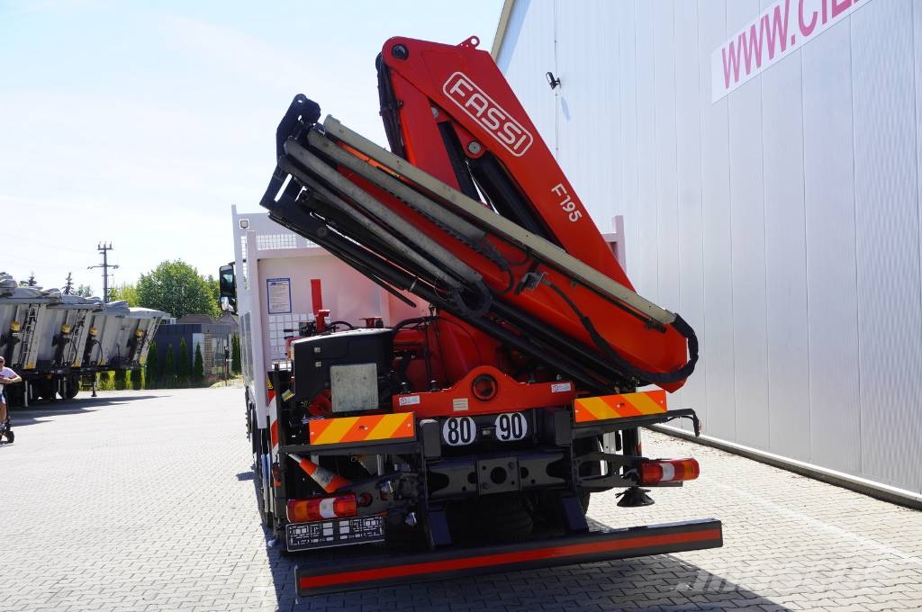 Mercedes-Benz Arocs 2536 6×2 / 200 tho. km / Fassi F195 crane Lastbil med lad/Flatbed