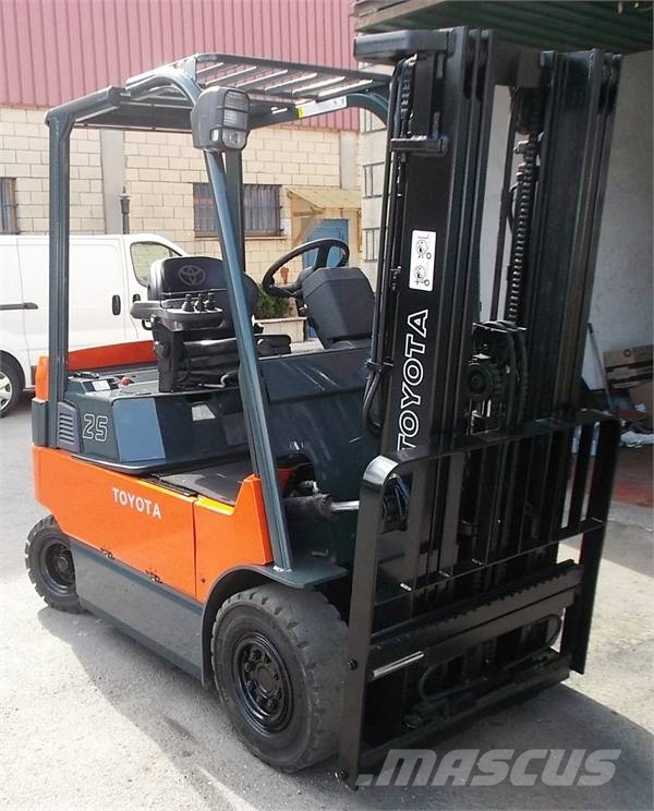 Toyota 7 FBMF 25 Electric forklifts