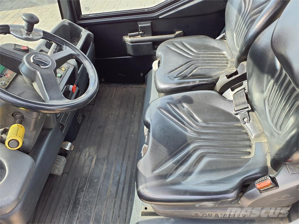 Linde P250 Vlečna vozila
