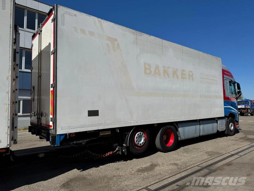 Volvo FH 6X2 EURO 6 LIFTAS + DRACO TRAILER + DHOLLANDIA Isotermos y frigoríficos