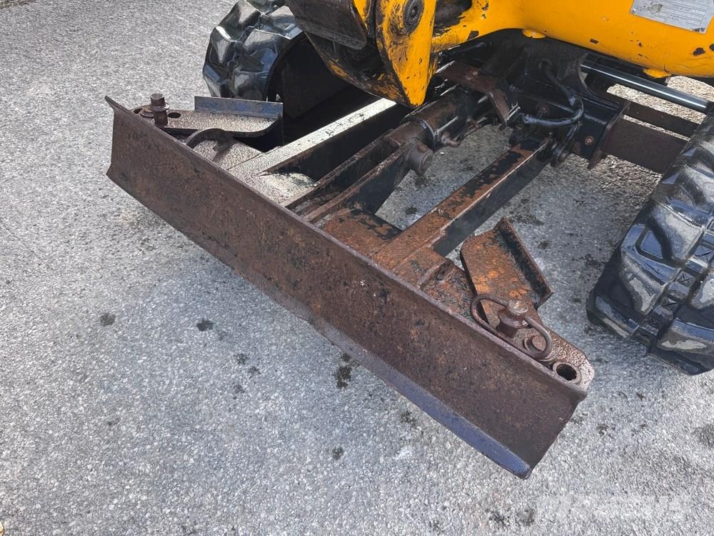 JCB 8018 GRAVEMASTER - CONSIGNED TO TCH JCB AUCTION Mini ekskavatori < 7 t