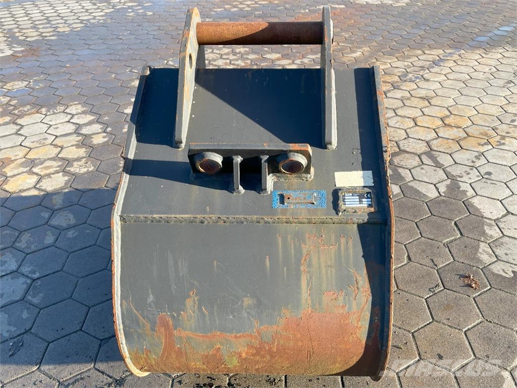 TIEFLÖFFEL 800 MM, MIT ZÄ Pelle rétro arrière