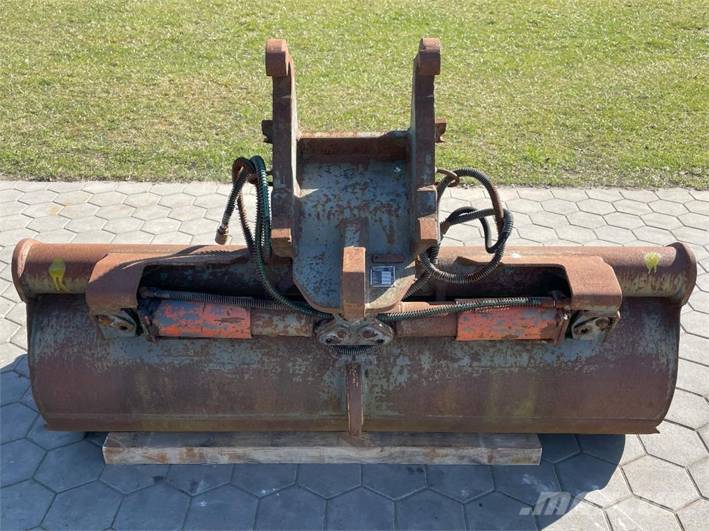 UNIVERSALLÖFFEL 2.000 MM Farm machinery