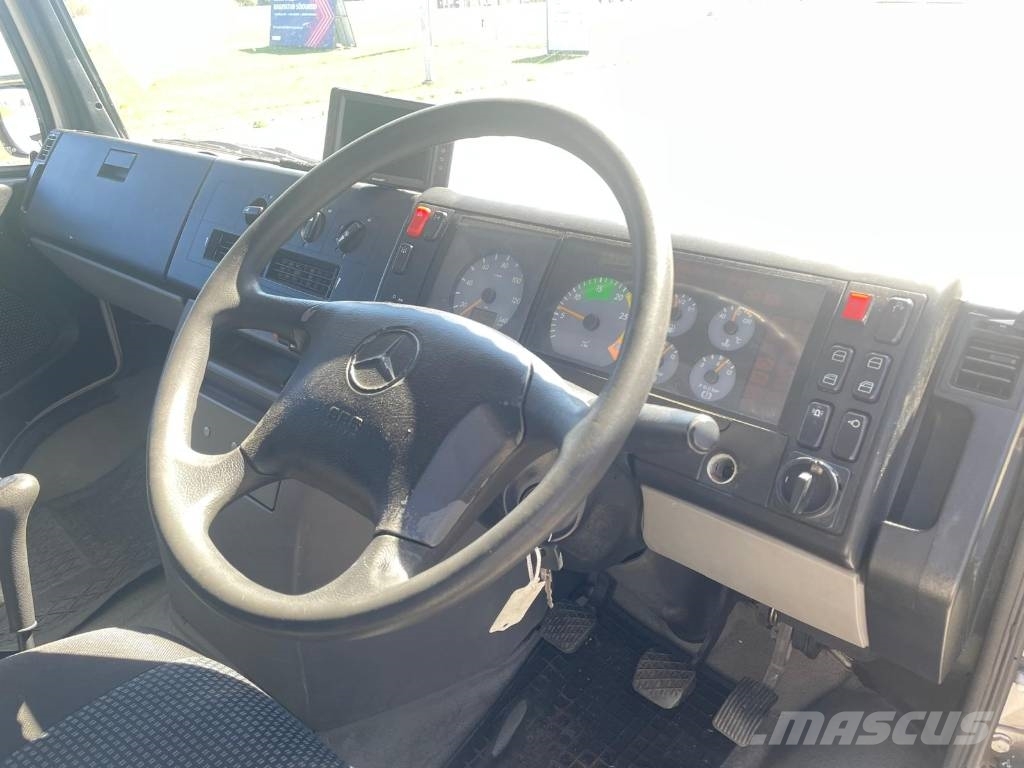 Mercedes-Benz VARIO 813 D Waste trucks