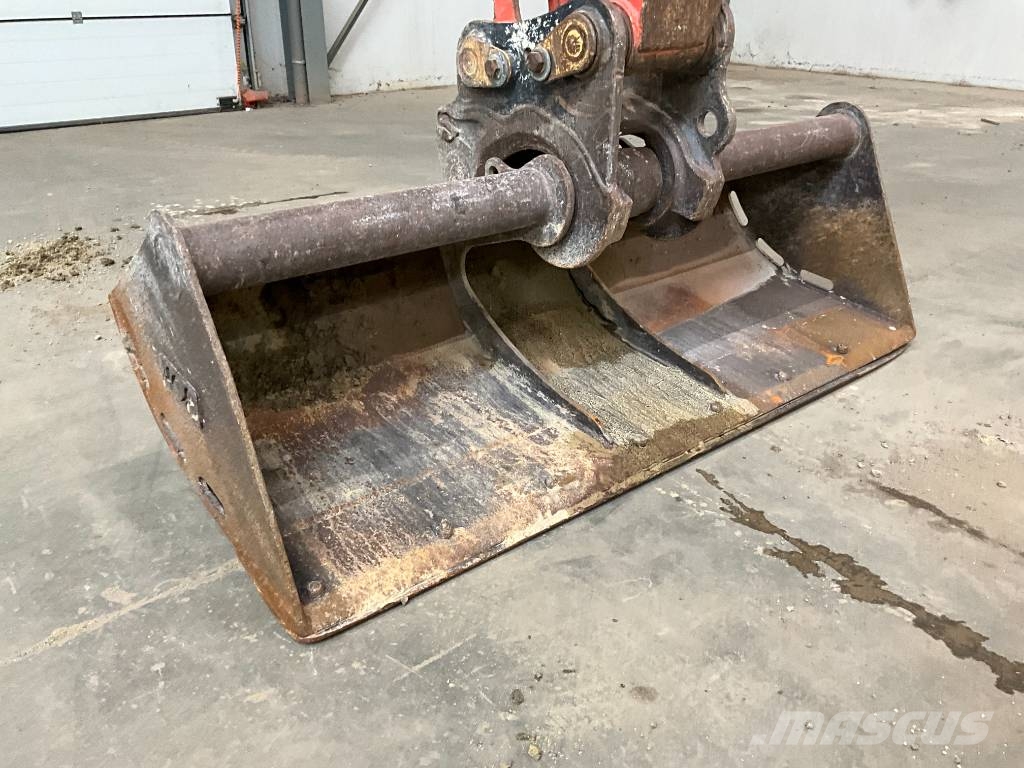 Kubota KX 080-4 A 2 حفارات وسط 7 طن - 12 طن
