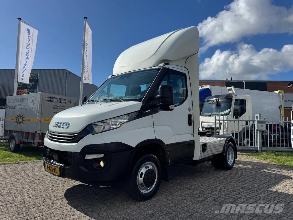 Iveco Daily 40C18 Hi-Matic (Aut.) BE Trekker 9,2 Ton Andre varebiler