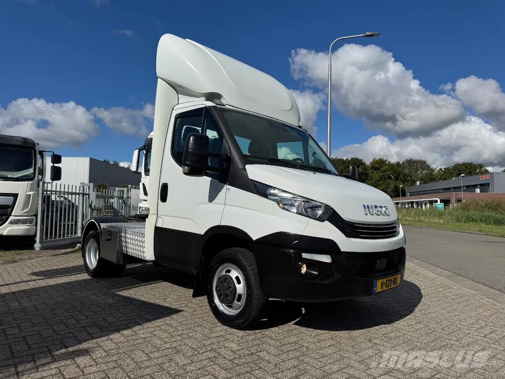 Iveco Daily 40C18 Hi-Matic (Aut.) BE Trekker 9,2 Ton Andre varebiler