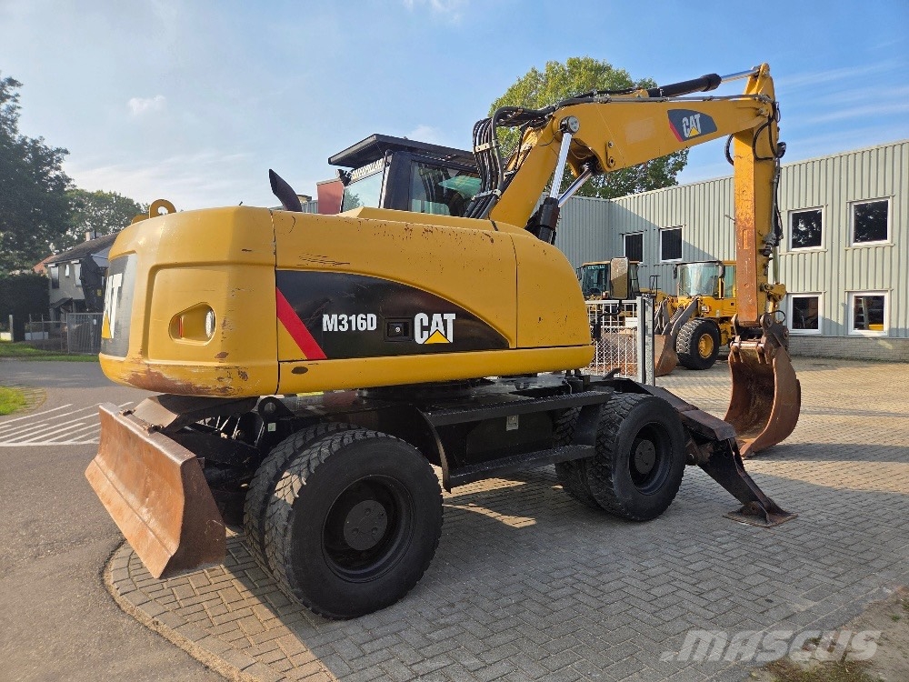 CAT M316D Wielgraafmachines